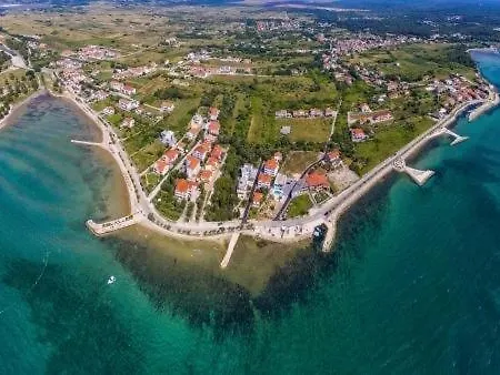 In Zaton * Zaton (Zadar)